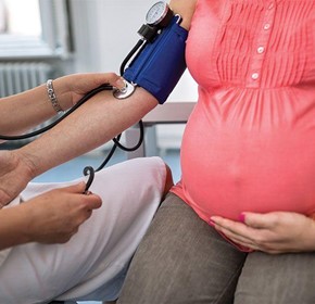 Prevention of pre-eclampsia with low dose asprin