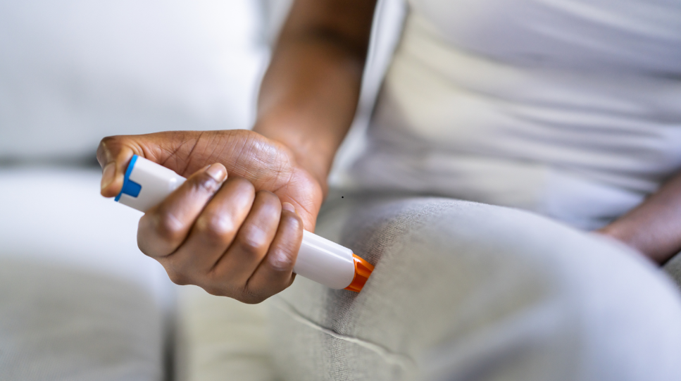 Adrenaline injectors for severe allergies